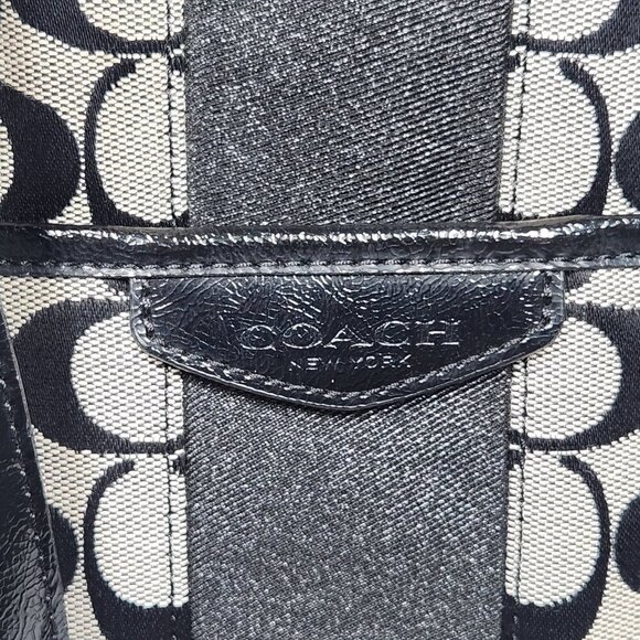 Coach Jacquard Pattern Shoulder Handbag Black/Gray Canvas - Picture 16 of 16